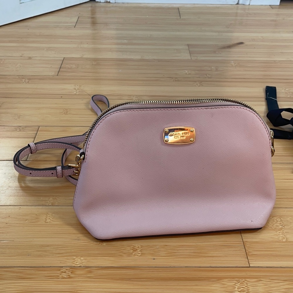 Pink Michael Kors crossbody bag, new condition